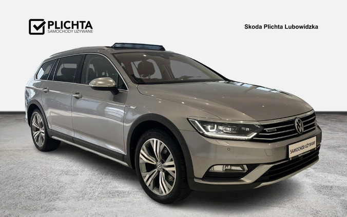 Volkswagen Passat cena 136900 przebieg: 69862, rok produkcji 2019 z Przemków małe 562